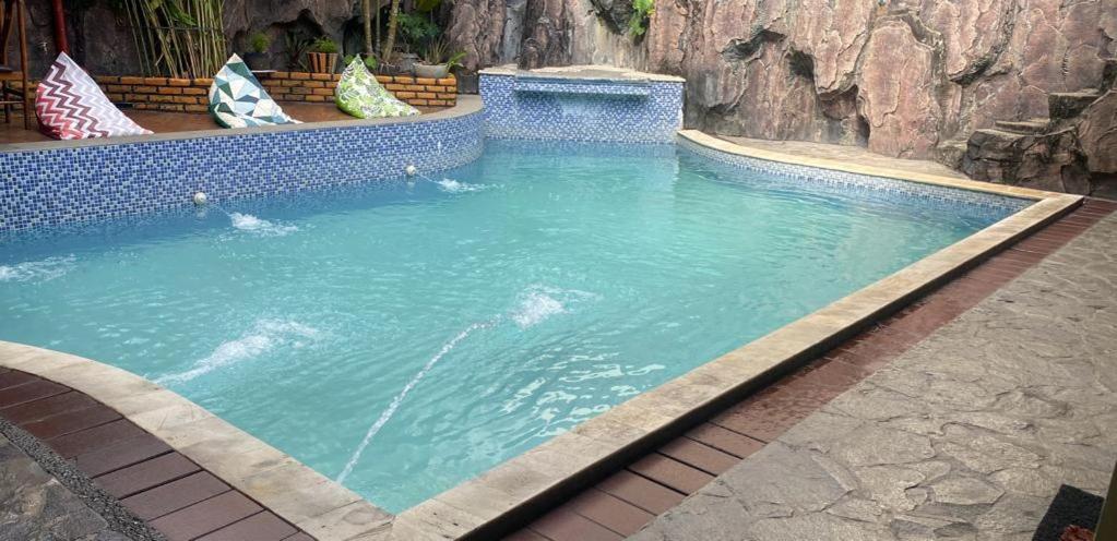 Sentosa Lodge Padang (Sumatra) Exterior foto
